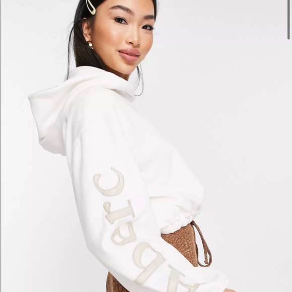 Abercrombie & Fitch Sweatshirt - Picture 2 of 3